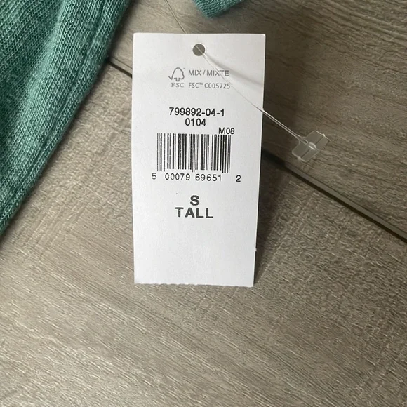 GAP Linen Blend V-Neck T-Shirt Small Tall New with tags - Picture 5 of 8